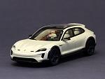 2018_Porsche-Mission E Cross Turismo, Spark