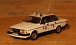 Minichamps - Volvo 240 GL -  Politi, 1986